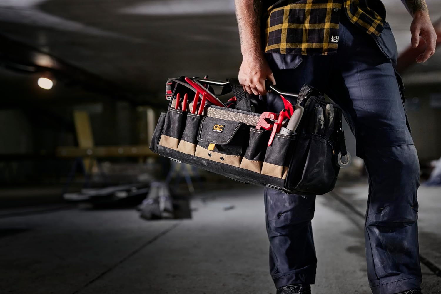 Custom LeatherCraft 1579 de 20 pulgadas caja de herramientas de tope abierto y lado suave